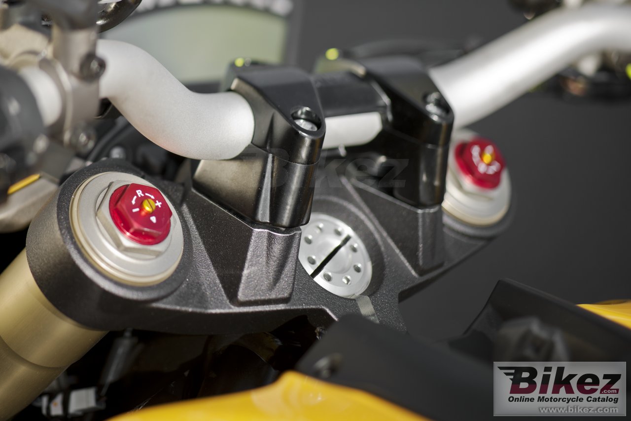 Coppia di marmitte Akrapovic Slip On Carbonio non omologate per Ducati Streetfighter / S / 848